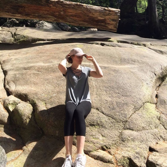 Meet your Posher, Sarah - Picture 1 of 1